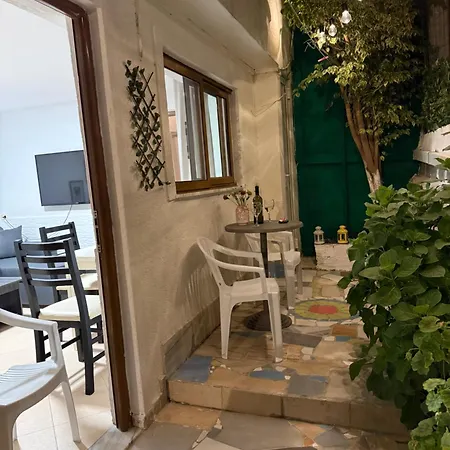 Aphrodite Apartman *